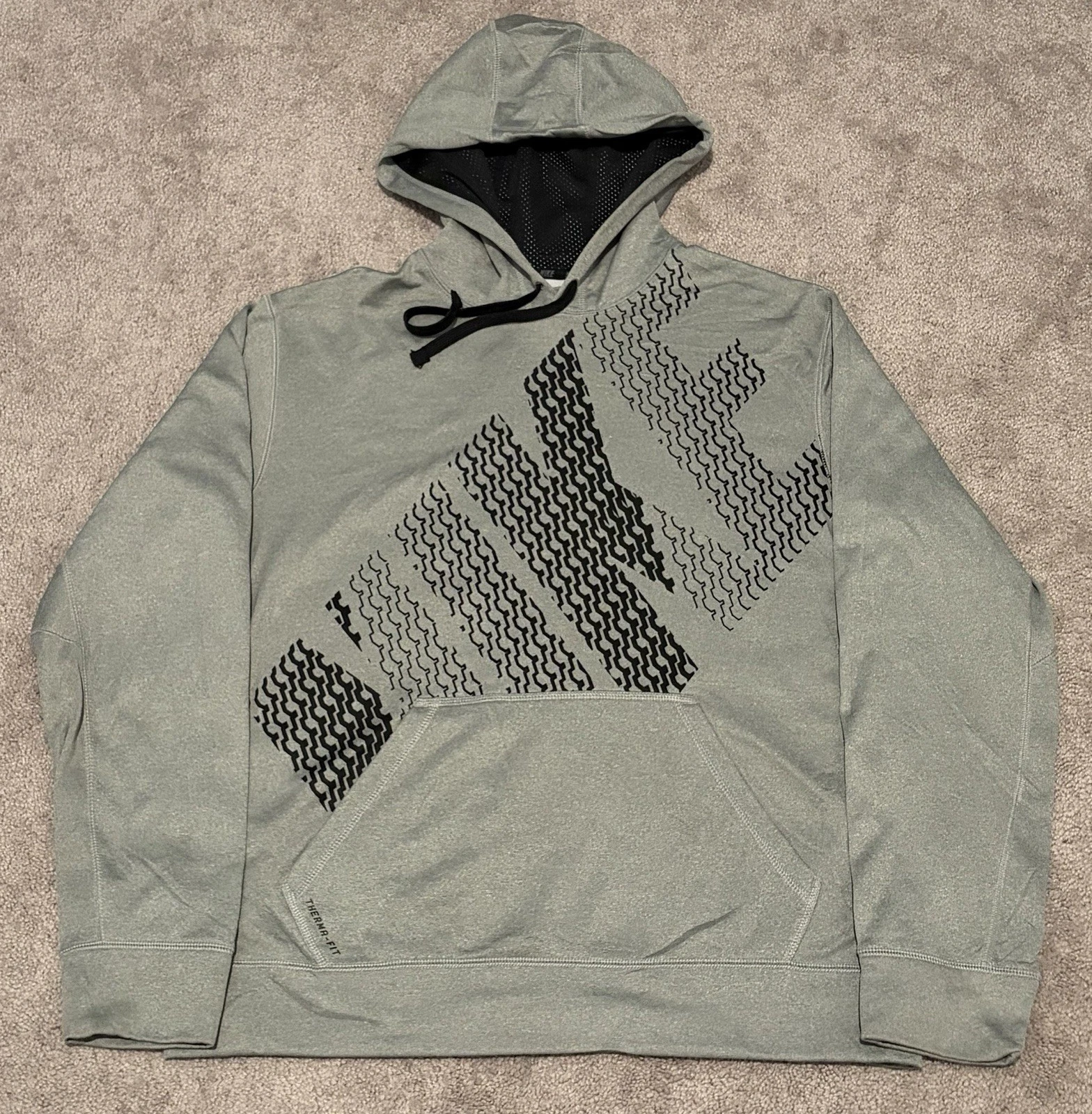 Nike Men’s Therma Fit Gray Pullover Athletic Fit Hoodie Size Medium