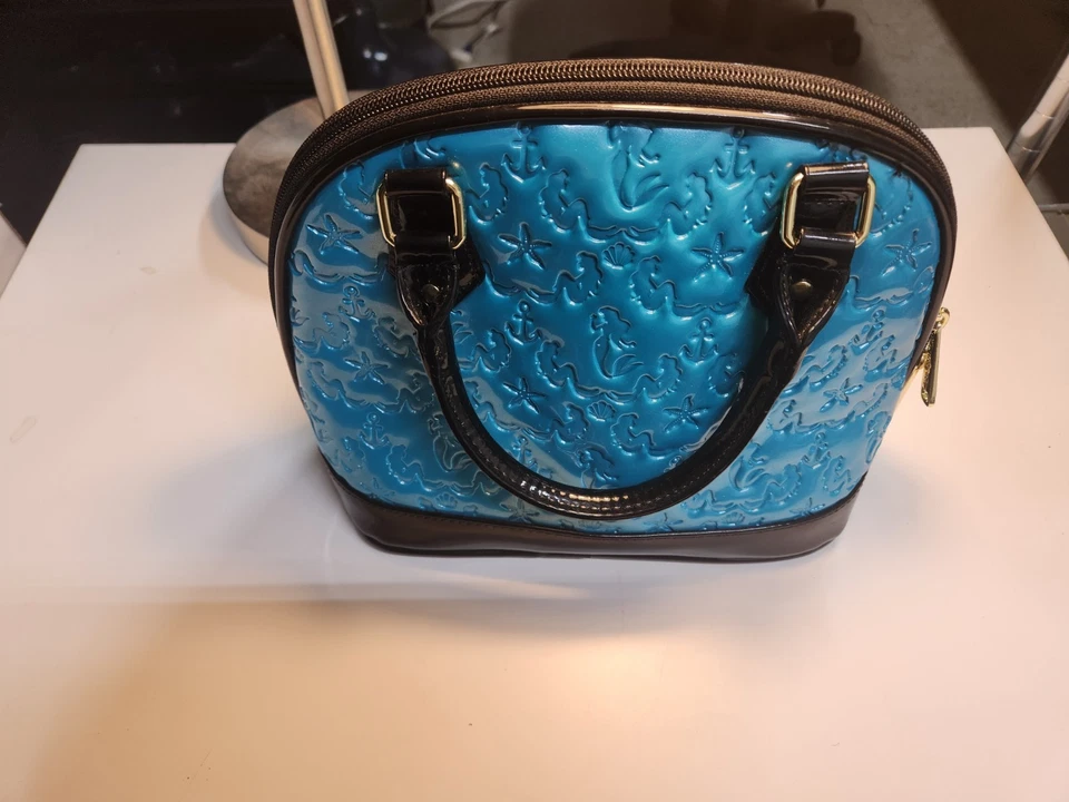 Little Mermaid Lounge Fly Limited Edition Purse 793/1000 - Image 2 of 4