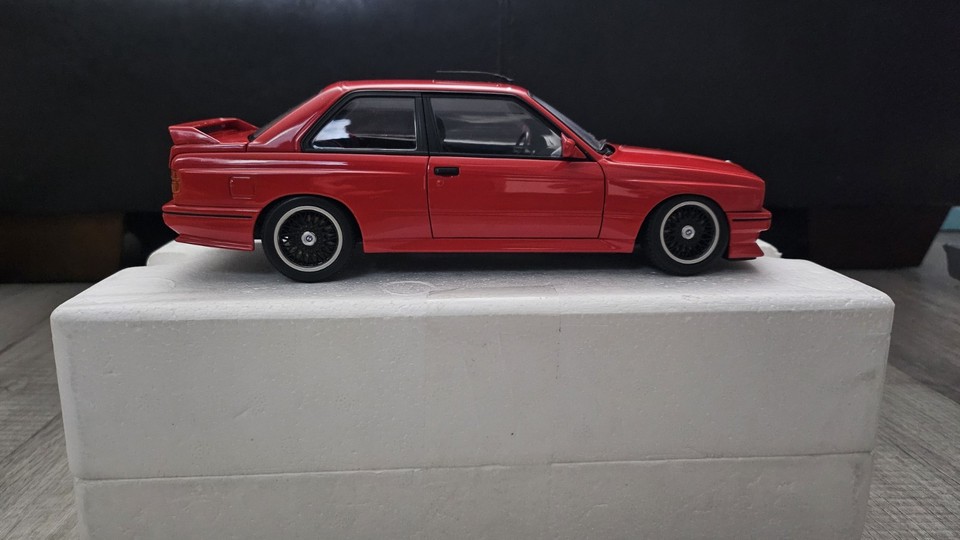BMW M3 E30 Johnny Cecotto - 1991 - Phaeton Workshop BMW M3 E30 Johnny Cecotto - 1991 - Phaeton Workshop