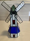 VINTAGE TIFFANY STYLE STAINED GLASS WIND MILL TABLE / NIGHT LAMP Mint Condition