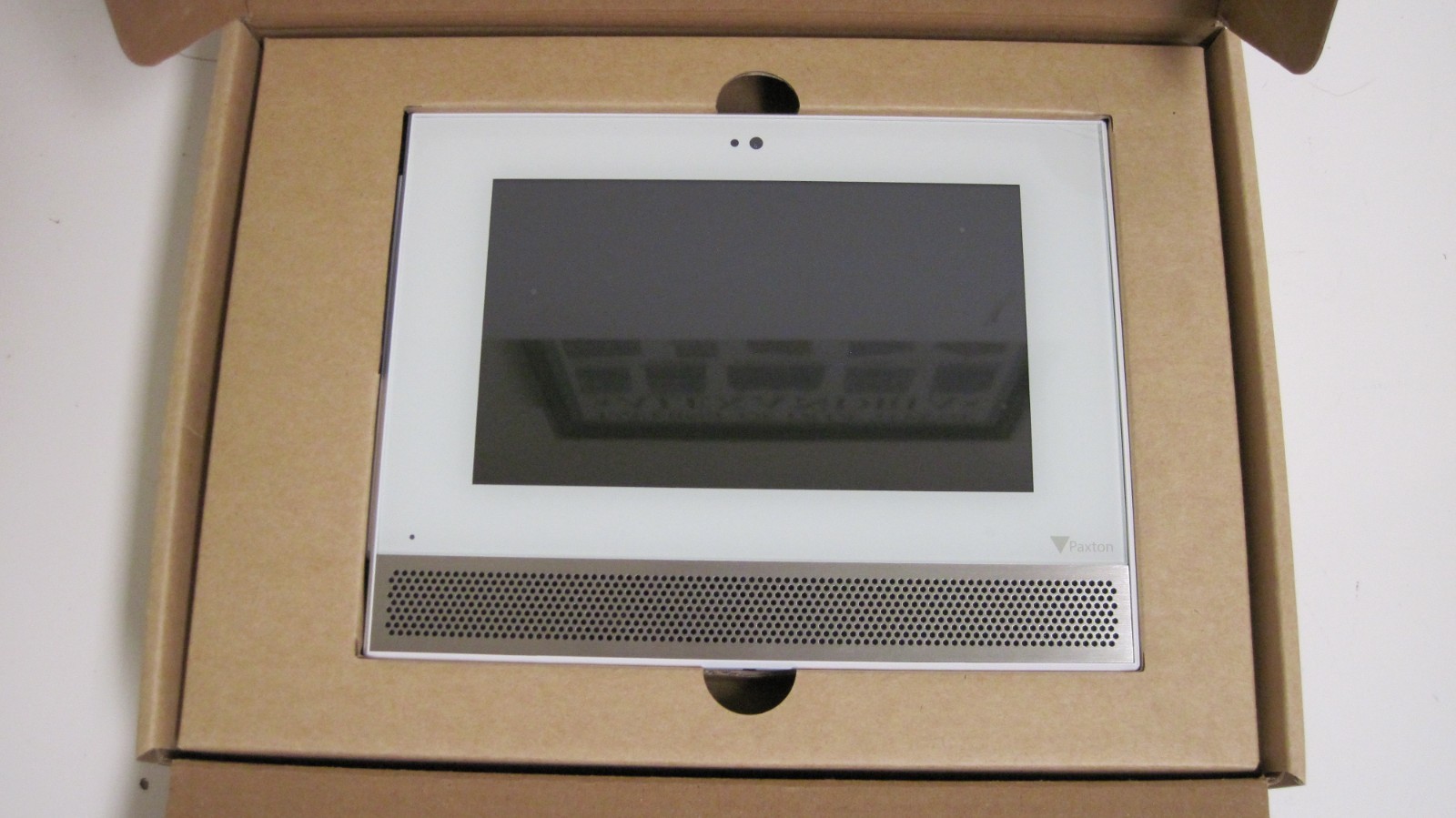 PAXTON ACCESS 337-292-US Entry Premium Monitor with Handset  - White