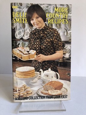 ''More Country Recipes'' by Delia Smith - 1976 BBC vintage booklet - FREE P/P !