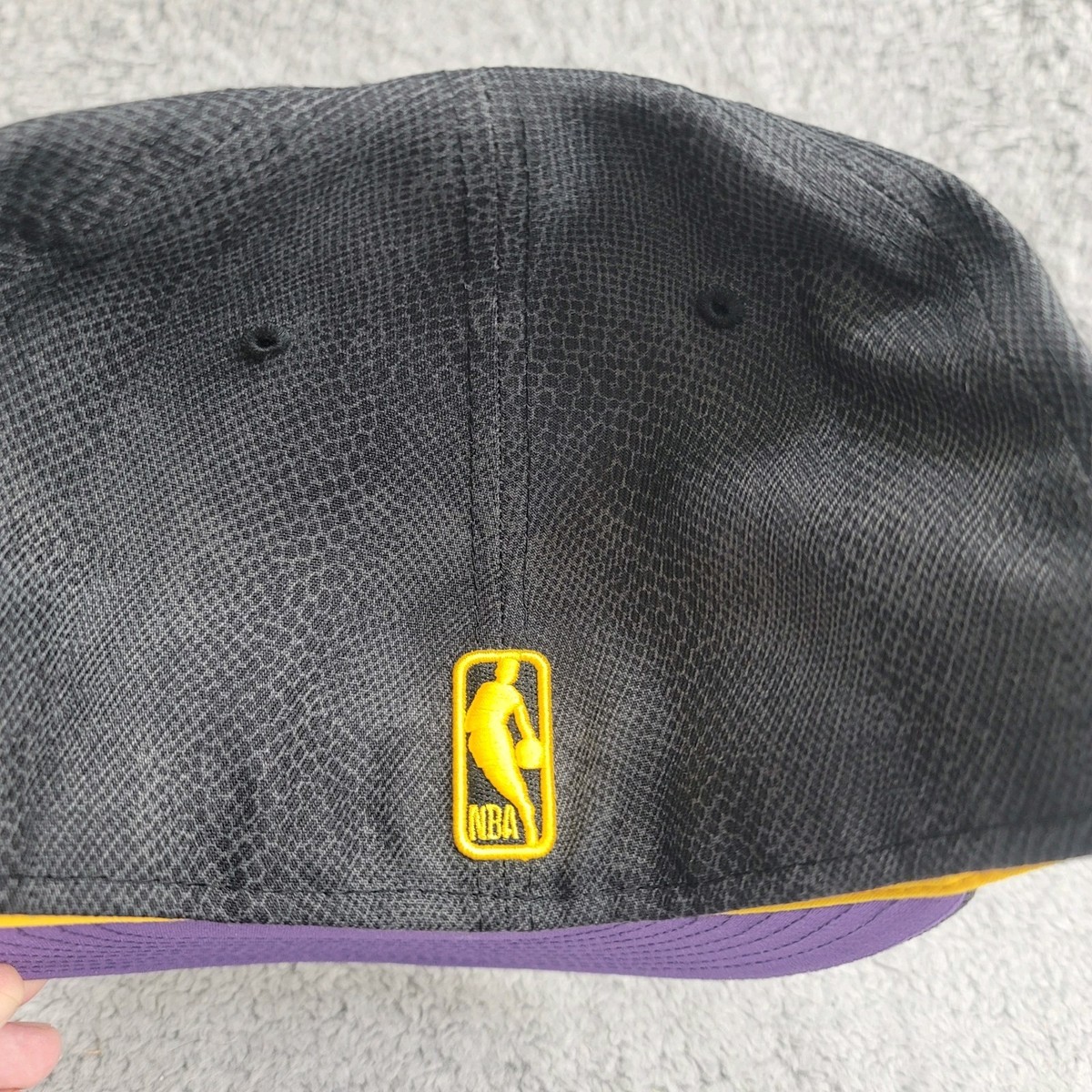 LA Lakers New Era 17x NBA Champions Black Mamba 59FIFTY Fitted Hat