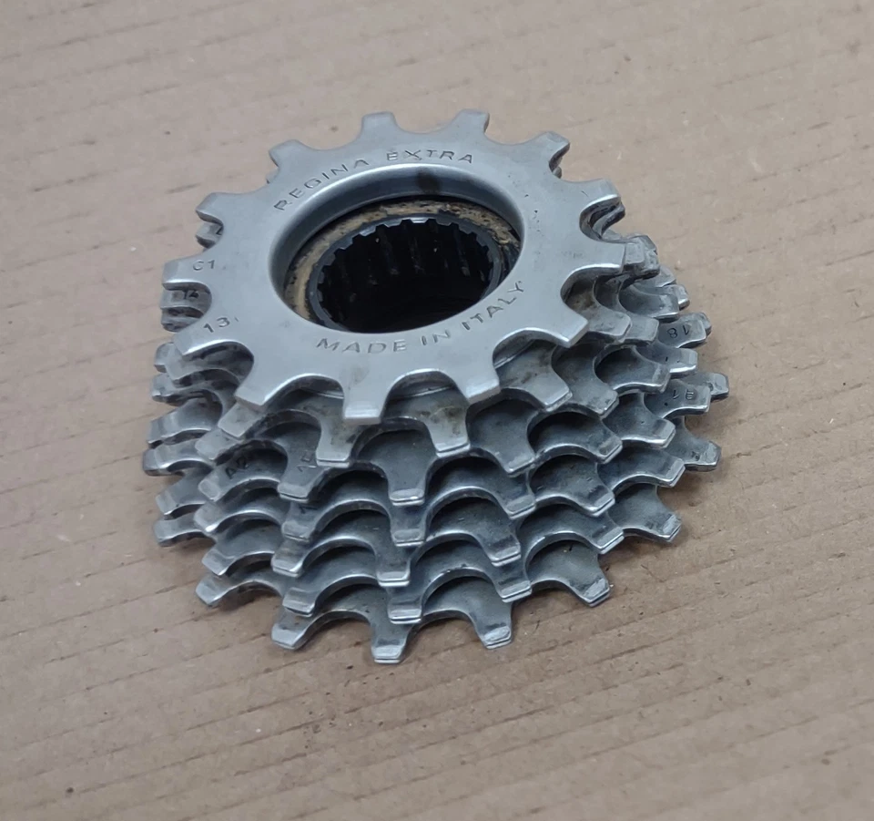 Bicicleta De Colección Regina Rueda Libre Extra 7 Velocidades 13-19 Dientes Tamaño Color Plata Foto 2 de 4