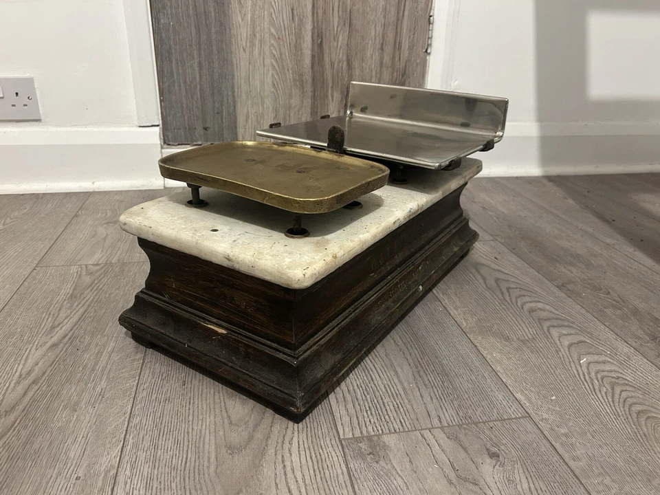 W&T Avery Ltd Vintage Scales  - Image 2 of 4