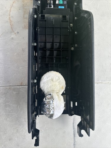 08-2014 Nissan GTR R35 Black Edition Center Console Arm Rest Assy GT-R OEM - Picture 5 of 7