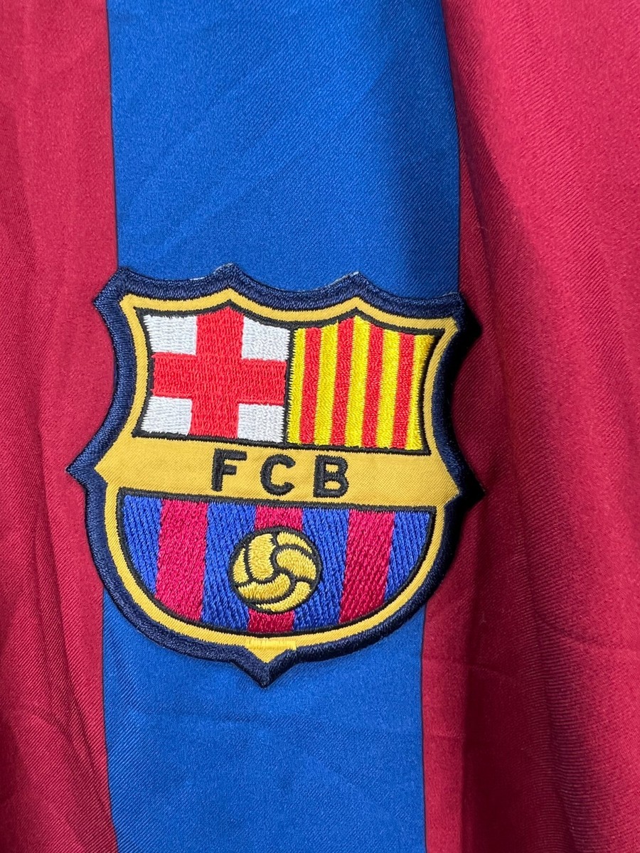Barcelona 2005/06 Home Football Shirt Soccer Jersey Larsson