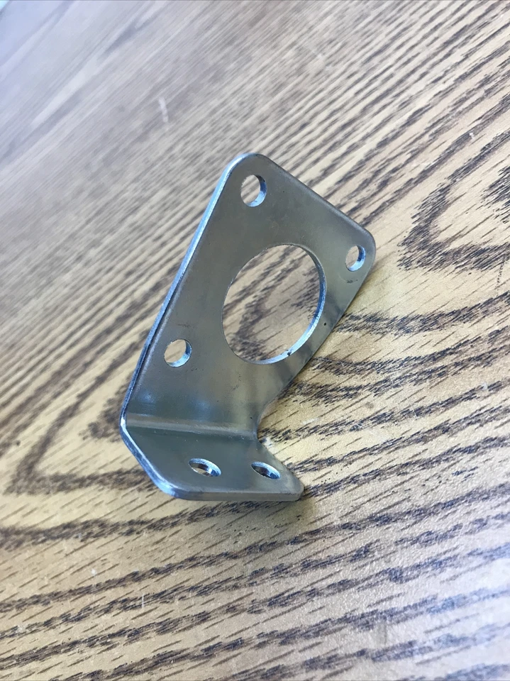 SUZUKI KATANA GSX750F 1998-2006, PIEZA SOPORTE BLOQUEO ASIENTO # 45289-03F00 Foto 4 de 4