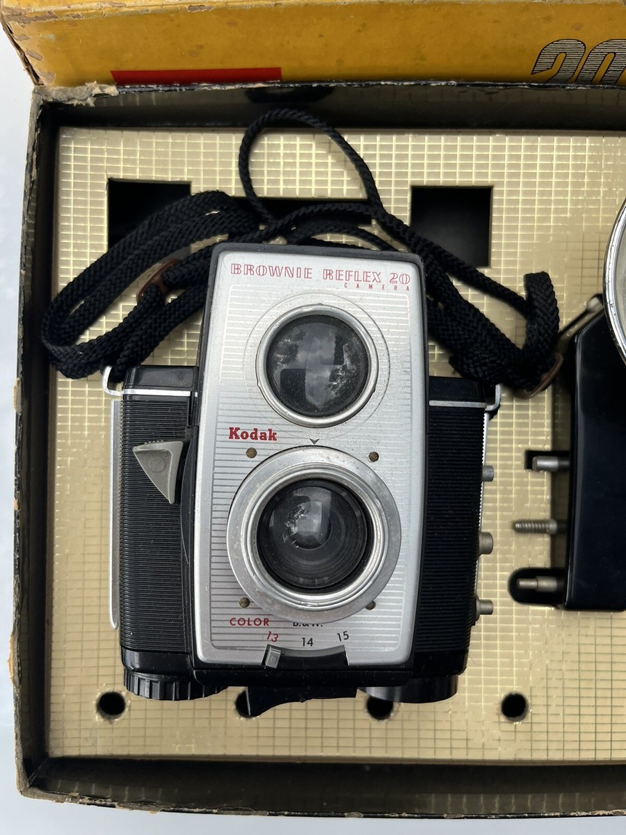 Vintage Kodak Brownie Reflex 20 Camera With Strap / Flash | eBay
