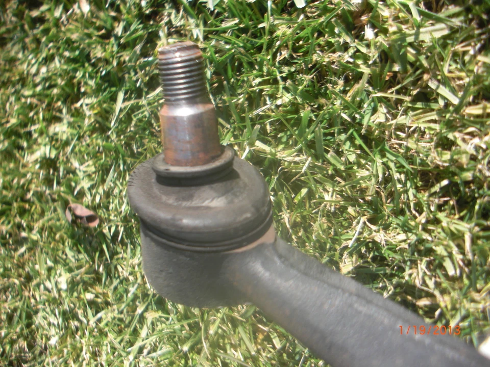 (1995 - 2001) 宝马 E38 740iL 740i 750iL 730d 730i 740d 735iL 728i 控制臂前部 — 第 3/4 张图片