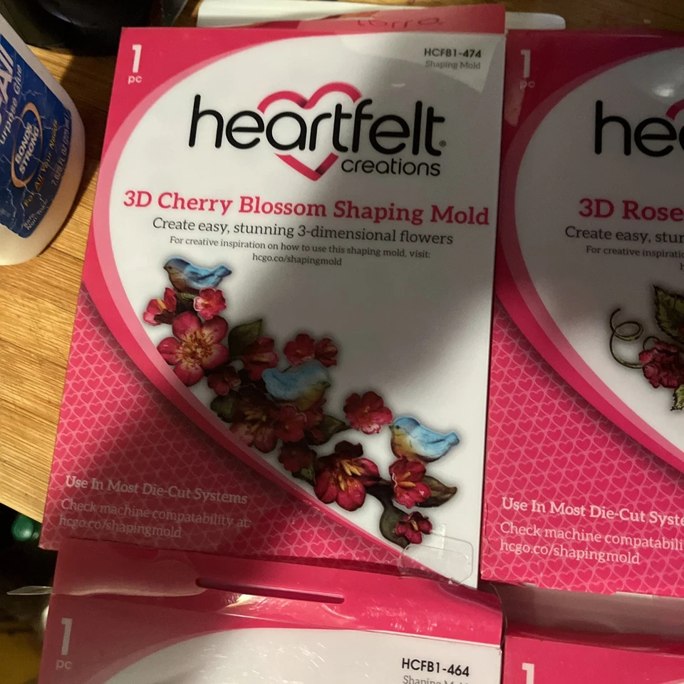 Heartfelt Creations Floral Fashionista Bundle Corsette Fashion  shaping mold  - Image 2 of 4