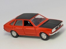 Vintage Schuco Modell 1:43 301 VOLKSWAGON PASSAT Orange Germany 1970s Diecast