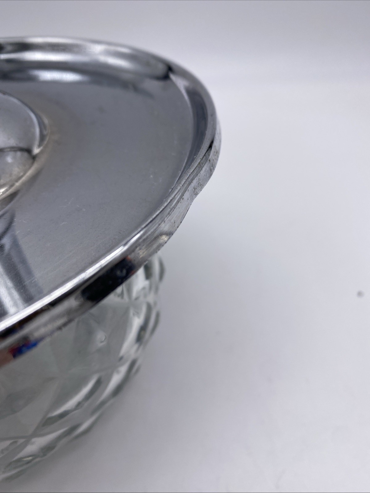 Park Sherman Pump Liquor Dispenser For Display Or Parts. Does Not Work