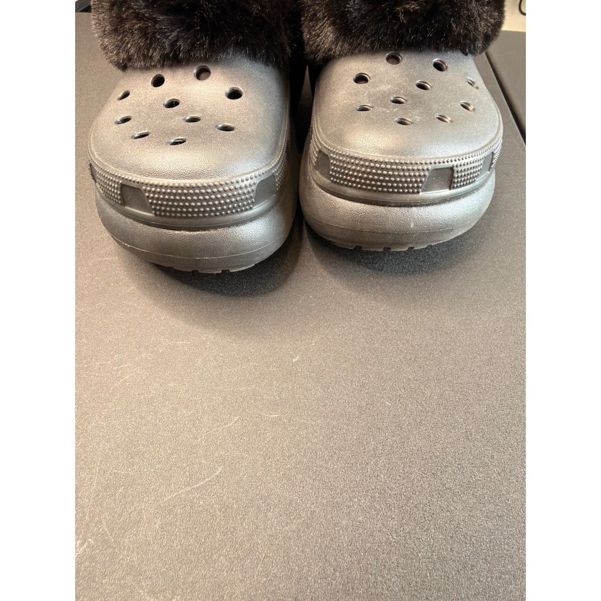 Crocs Furever Crush Clog Black Chunky Platform Faux Shearling Cozy Size 10 View 3