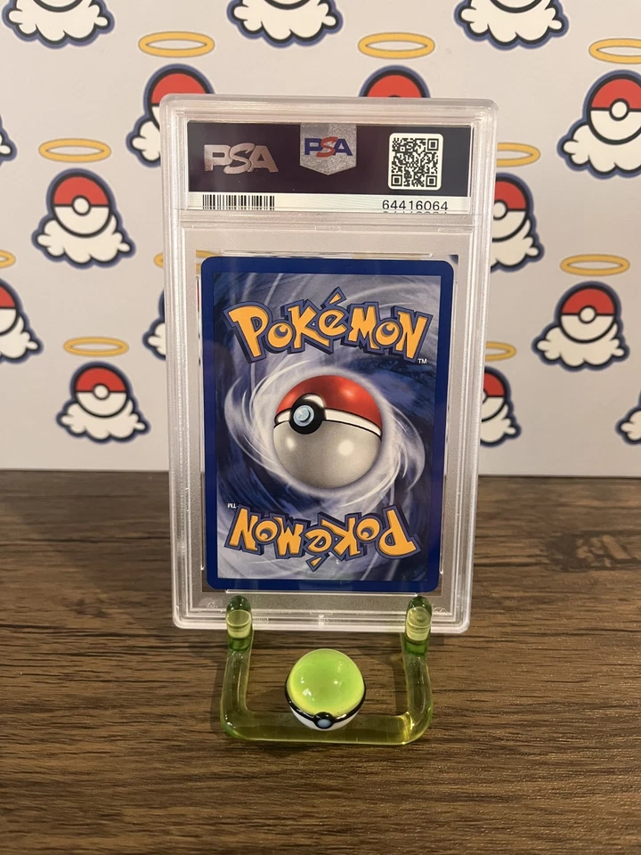 Moltres 30/110 Reverse Holo Pokemon Legendary Collection - PSA 9 MINT - Image 2 of 2