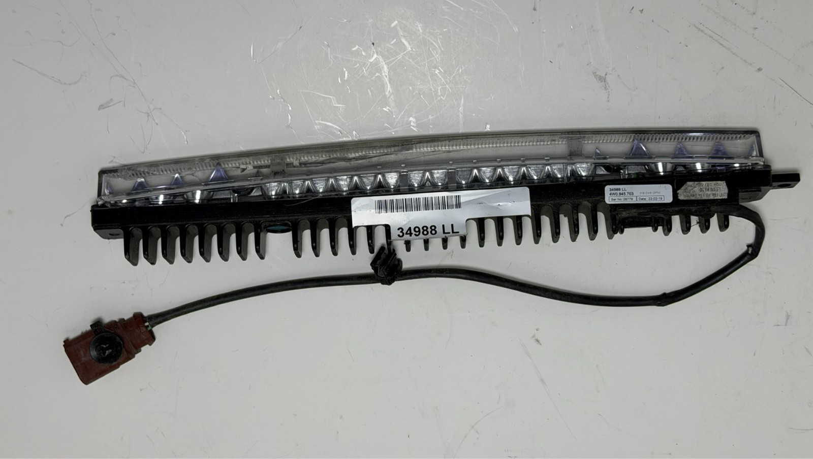 10-20 BENTLEY BENTAYGA MULSANNE REAR BUMPER LED REVERSE LIGHT LAMP 4W0945703 OEM