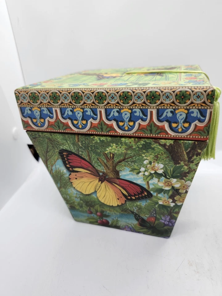 Punch Studios Nesting Boxes S/2 Butterflies Stackable Beautiful Illustrated - Image 3 of 4