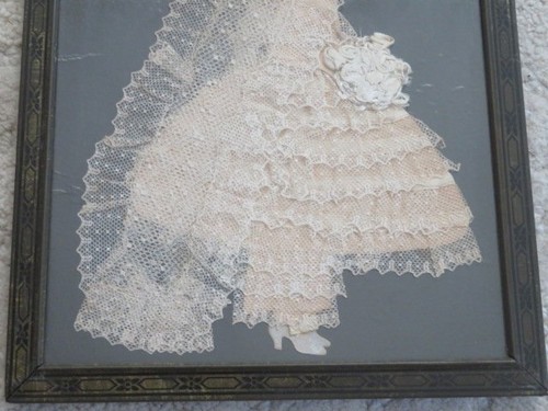 BEAUTIFUL Vintage Framed Ribbon Work LACE EMBELLISHED Paper Woman BRIDE - Picture 3 of 12
