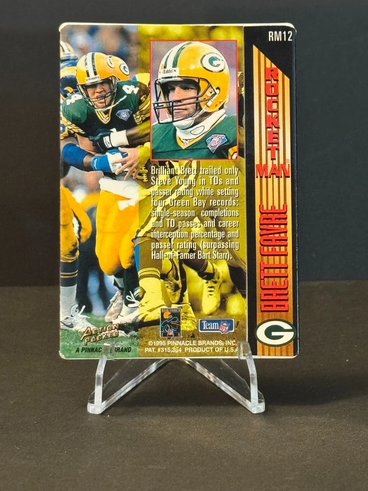 Rocket Man 1995 lleno de acción Brett Favre #RM12 HOF ¡Raro! Foto 2 de 2