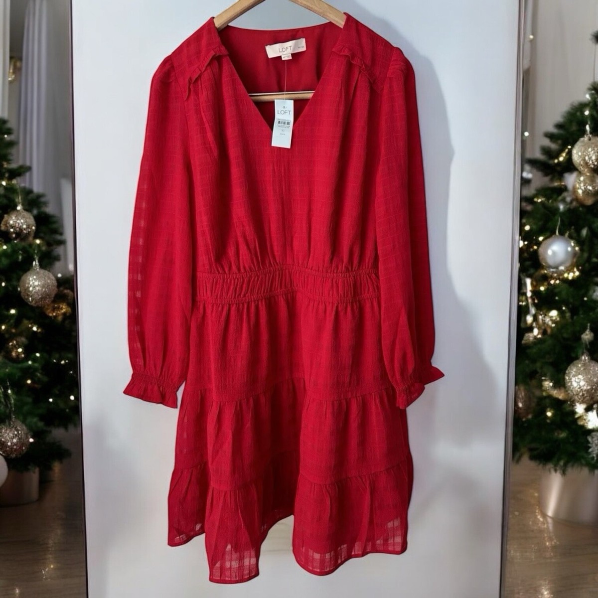 NWT Ann Taylor Loft Textured Embossed Pleated Flare Dress Size 10P Christmas
