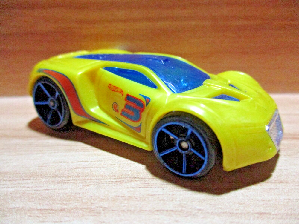 Hot Wheels Ultra Rage 2007 Sports Car 1:64 Scale Loose Yellow Miniature Toy Car