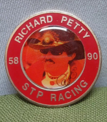 RICHARD PETTY pinback STP Racing 1958-1990 King Richard NASCAR RARE FIND