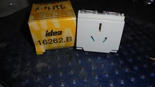 IDEA VIMAR 16262.B  15A 220V RECEPTICLE