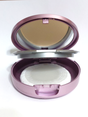 MALLY Poreless Perfection Foundation FAIR NWOB ***BUY 2 GET 1 FREE*** - Picture 4 of 8