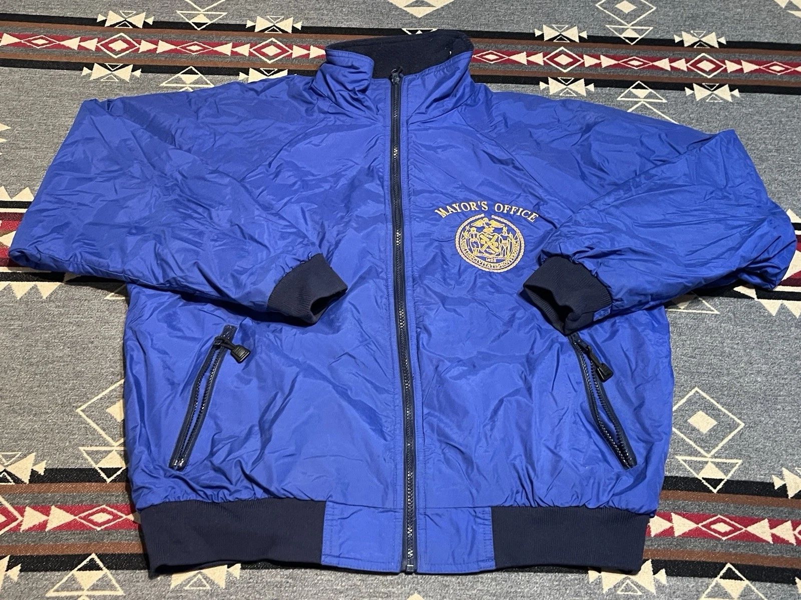 Vintage Hartwell ViaSport Mayors Office Jacket Coat L Fleece Lining Blue T4
Opens in a new window or