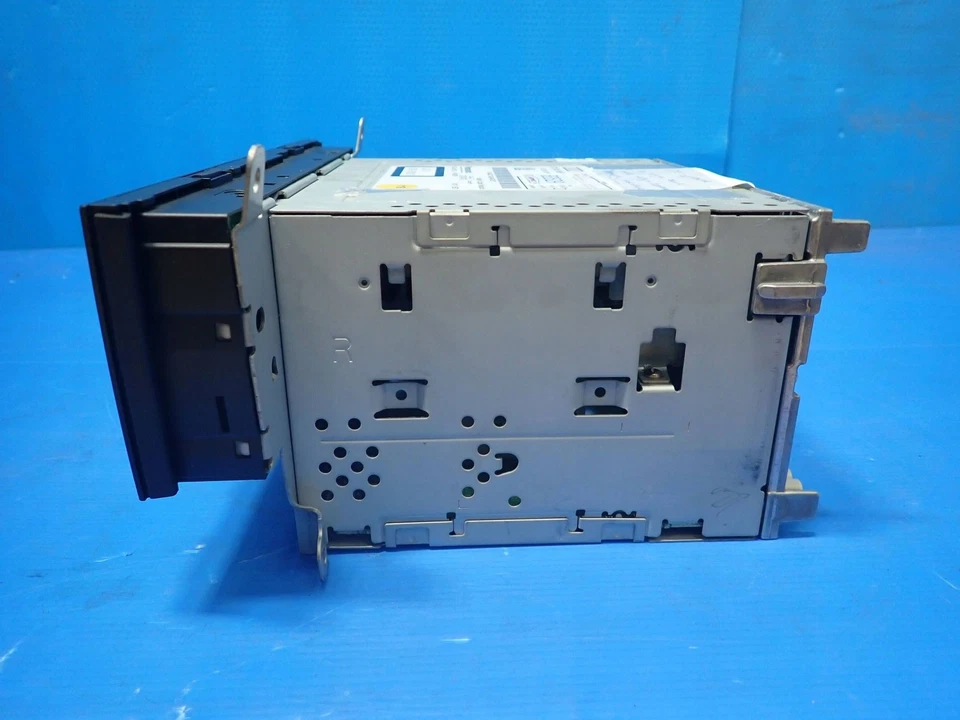 Audi Concert 8T2035186P CQJA1971G CD Radio - Bild 3 von 4