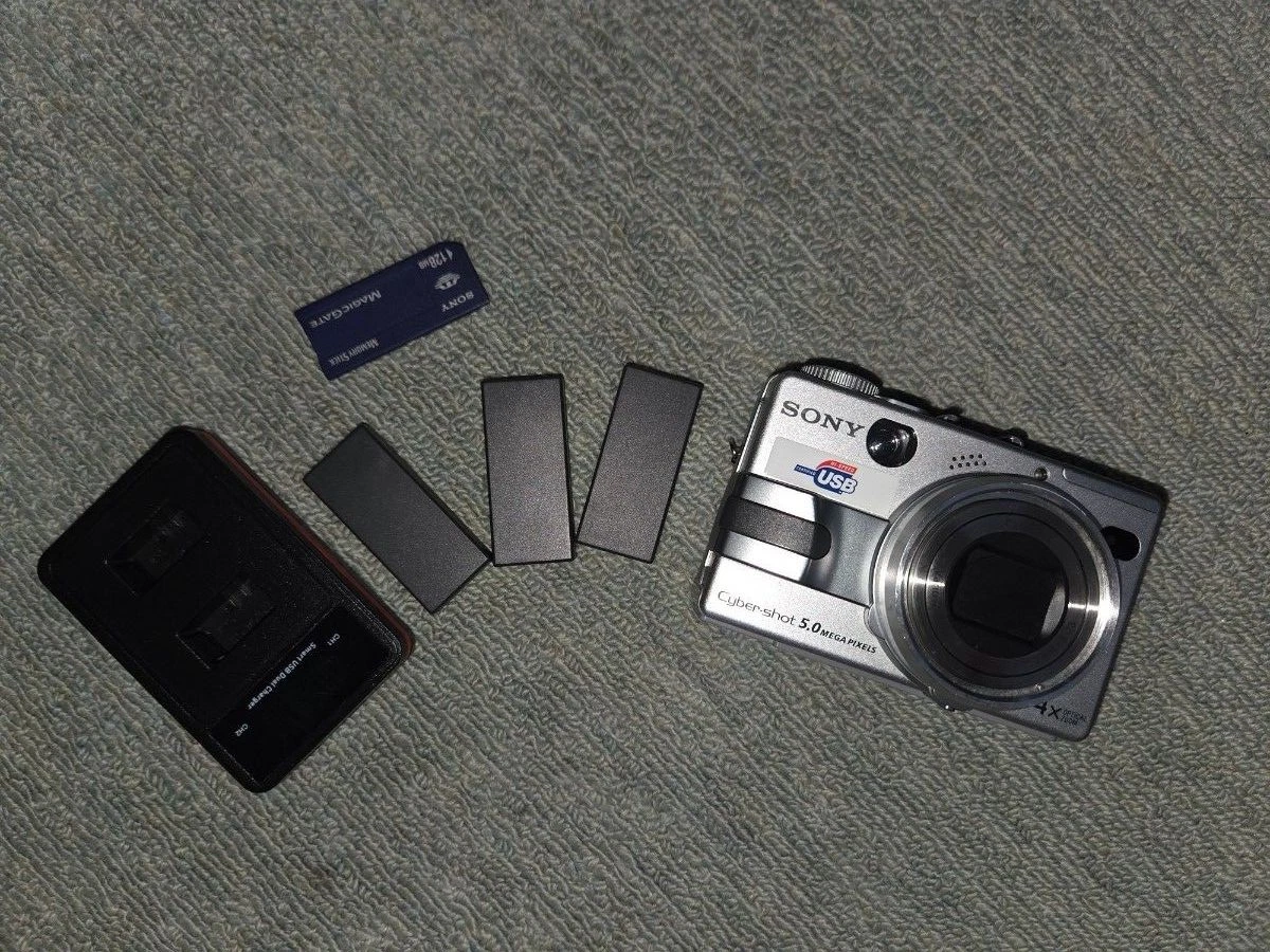 Sony Cyber-shot DSC-V1 Digital Cameras for sale - eBay