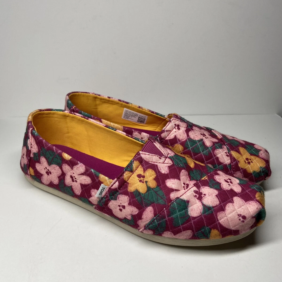 Toms floral sale