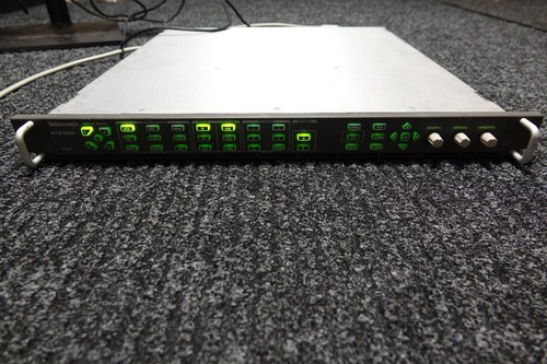 Tektronix WVR6020 Multi-Standard Multi-Format Waveform Rasterizer - Picture 2 of 14