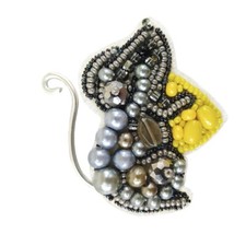 DIY Jewelry Making Beading kit Mouse Brooch Bead Embroidery Pin Needlepoint