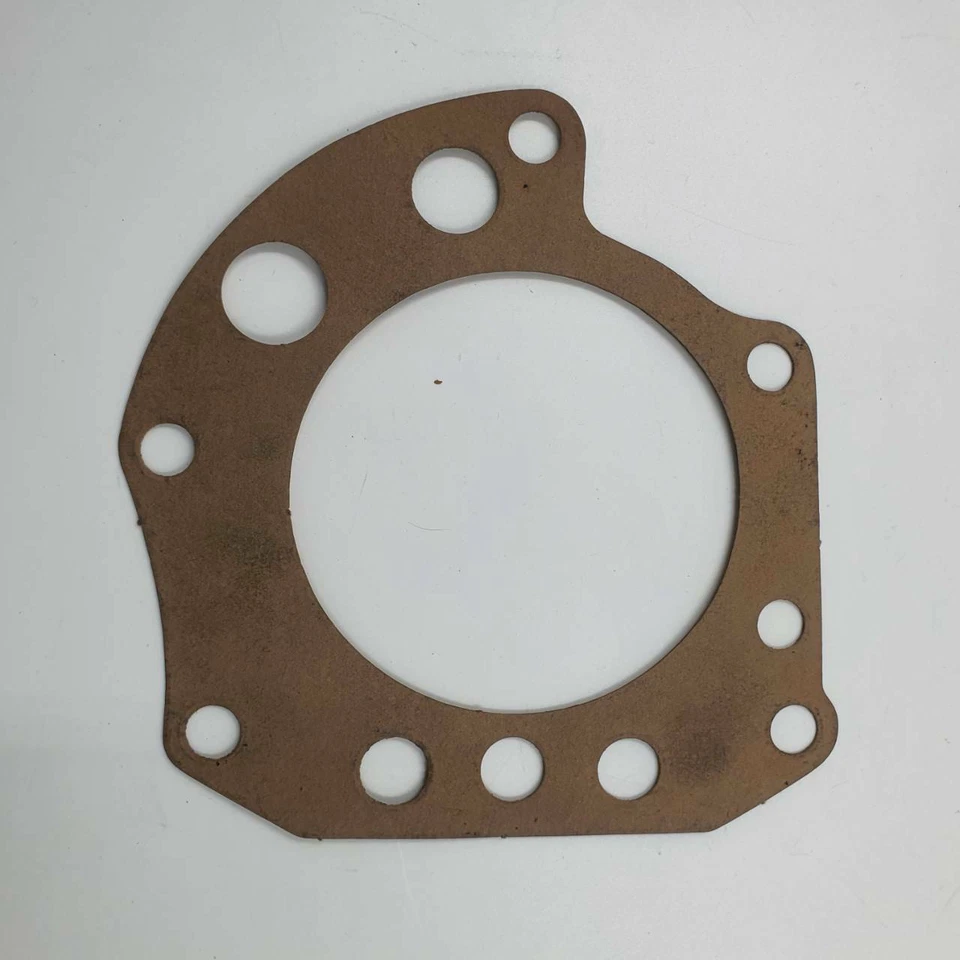Ford Cortina Mk2 Gasket (Extension housing to Gearbox) 2821E-7086-A (10pcs) - Image 4 of 4