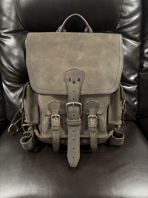 Saddleback Thin Front Pocket Bag