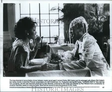 1987 Press Photo Bill Cosby and Pat Colbert star in the movie "Leonard Part 6"