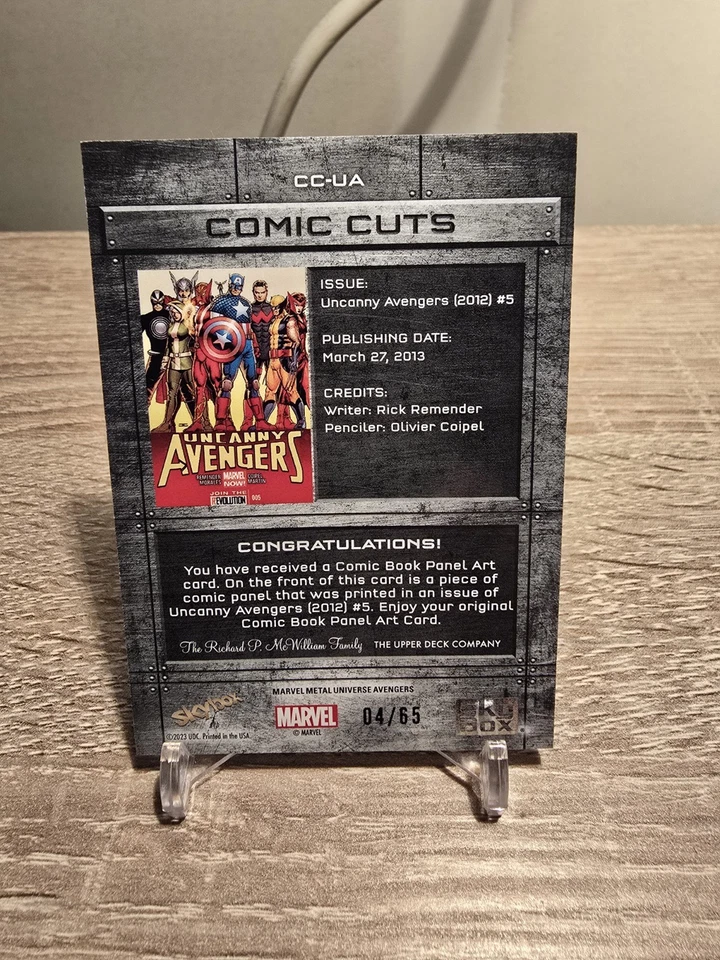 Cortes de cómic Marvel Skybox 2024/65 Scott Summers, Cyclops sin panel de disfraces Foto 2 de 2