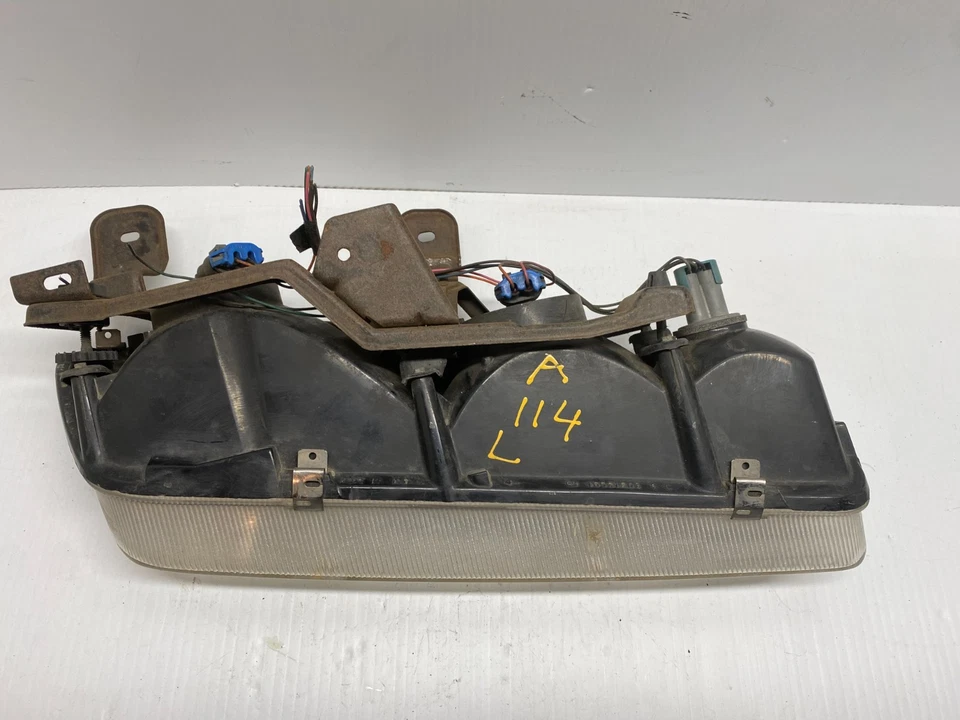 1991-1996 SATURN S LEFT DRIVER SIDE HEADLIGHT ASSEMBLY OEM, 114-00271 - Image 2 of 4