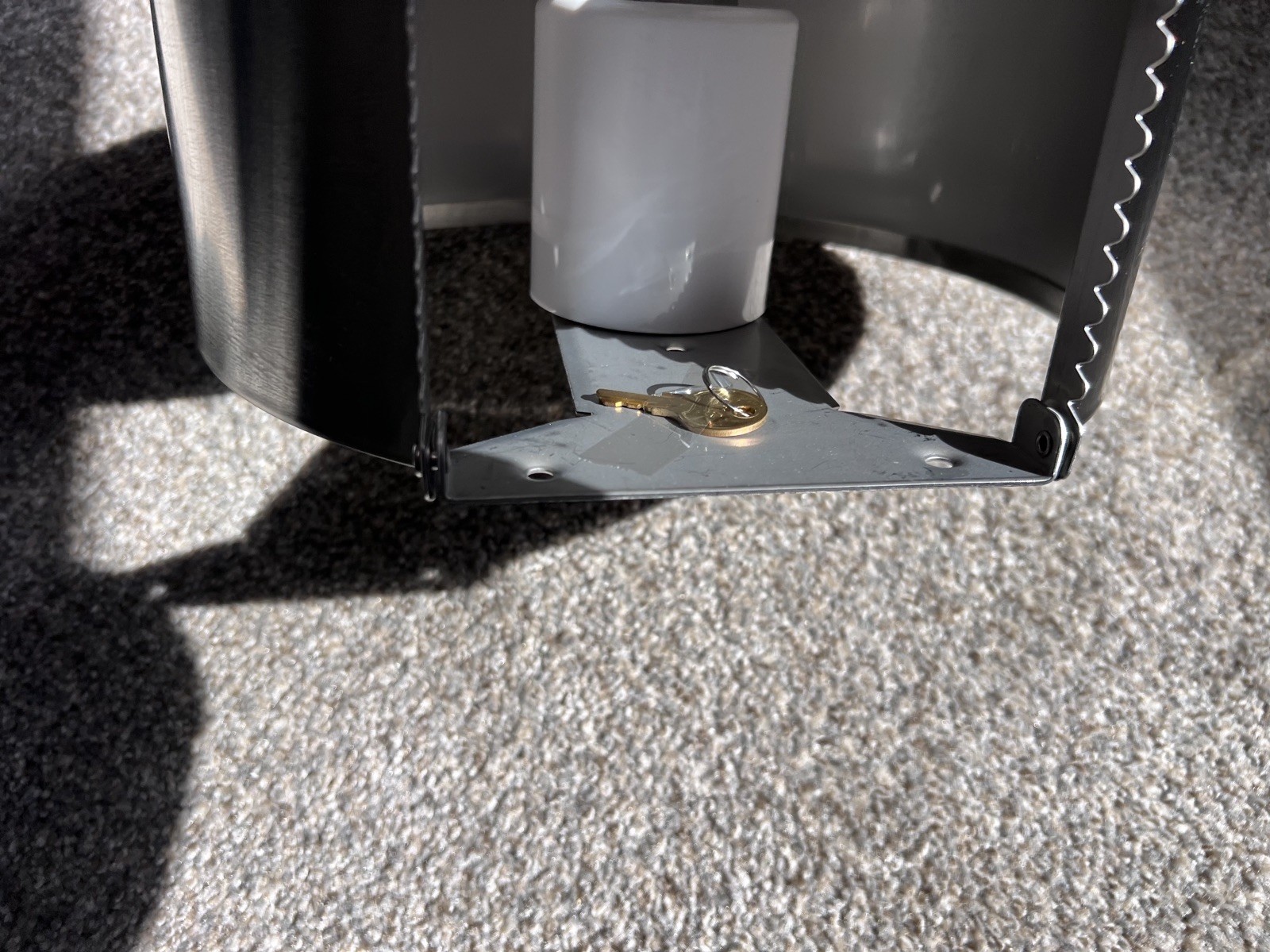 Georgia-Pacific 59448 Stainless Steel 9” Jumbo Bath Tissue Dispenser –Commercial