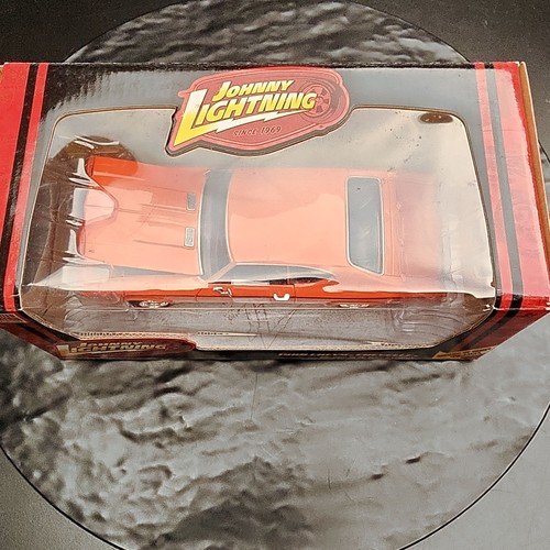 Johnny Lightning 1969 Chevy Chevelle SS 1:24 Diecast Metal Orange Muscle Car🚗 - Picture 4 of 7