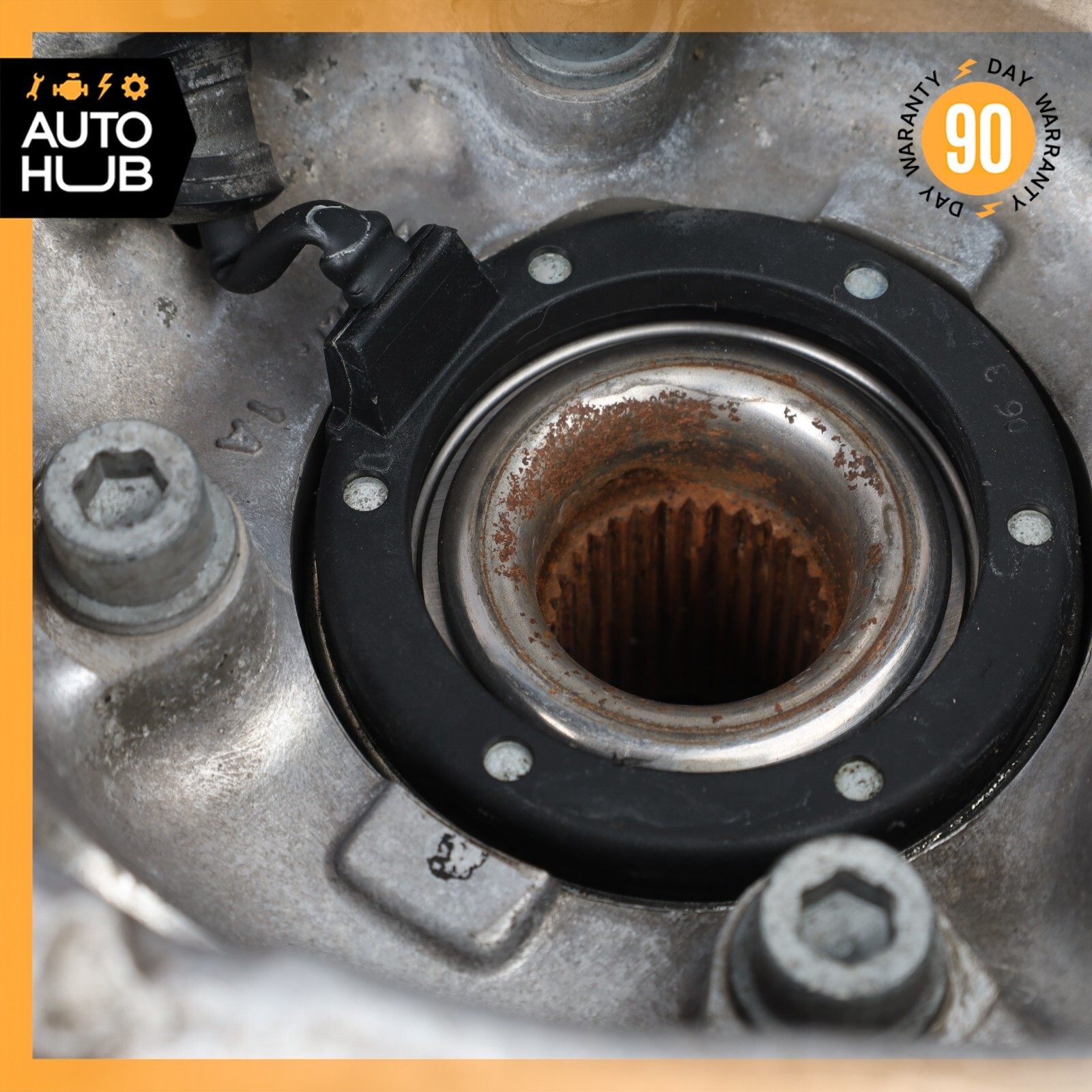 11-19 Maserati GranTurismo S M145 Rear Right Side Spindle Knuckle Hub OEM