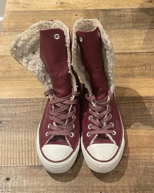 Chuck taylor size 4 sale