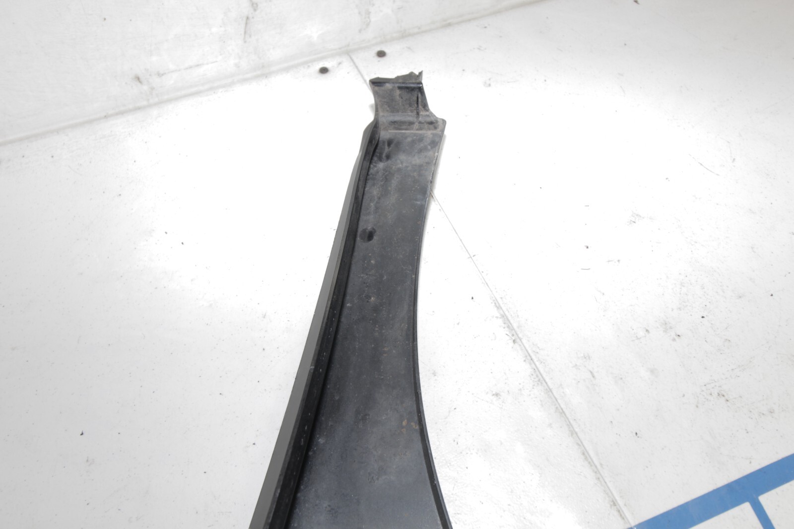 08-13 AUDI R8 4.2L V8 OEM RIGHT PASSENGER FRONT FENDER 420821106 FACTORY STOCK