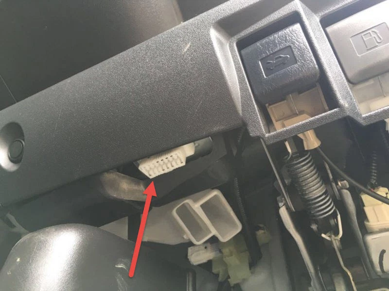 Car GPS Tracker - Real Live Tracking Device Vehicle Car - Image 4 of 4