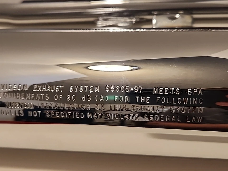 Silenciadores originales Harley Davidson 65613-97 65605-97 OEM Foto 2 de 4