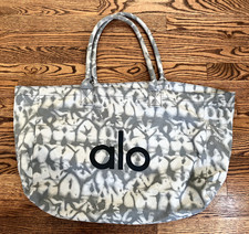 Alo Yoga Iconic Shopper Tote Bag Grey Tiedye W7066R 100 Authentic Beach/Gym Bag