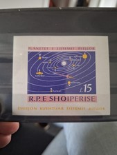 Albanie R.P. E SHQIPERISE Bloc 1 timbre Système solaire V.Photos .