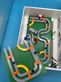 LEGO Race 3000 #3839 Retired 2009 Car Racing Board Game Complete + Box + Manual