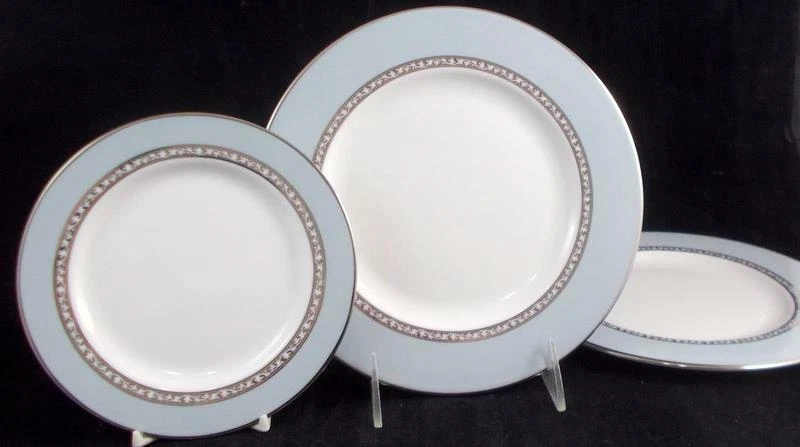 Lenox westmore top